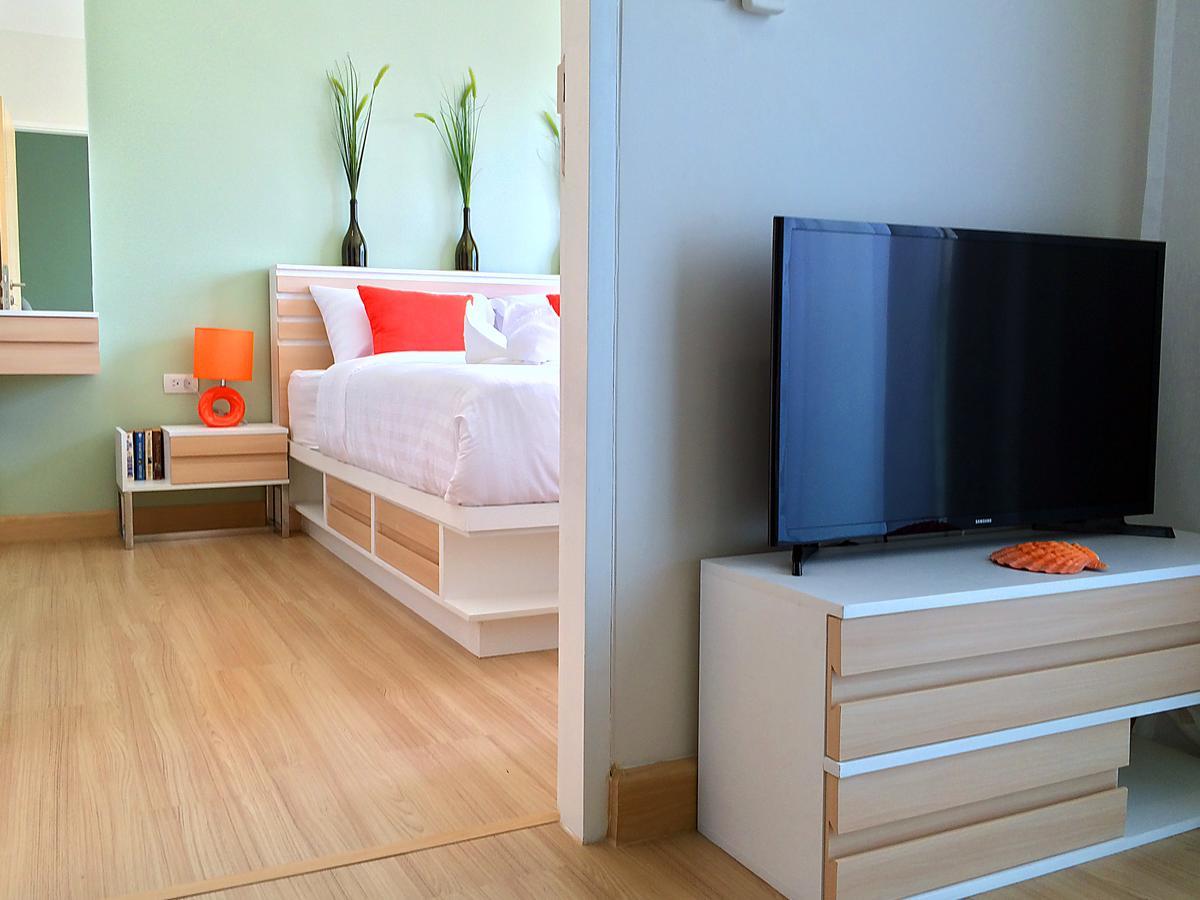 プーケット ハッピー プレイスアパートホテル 部屋 写真